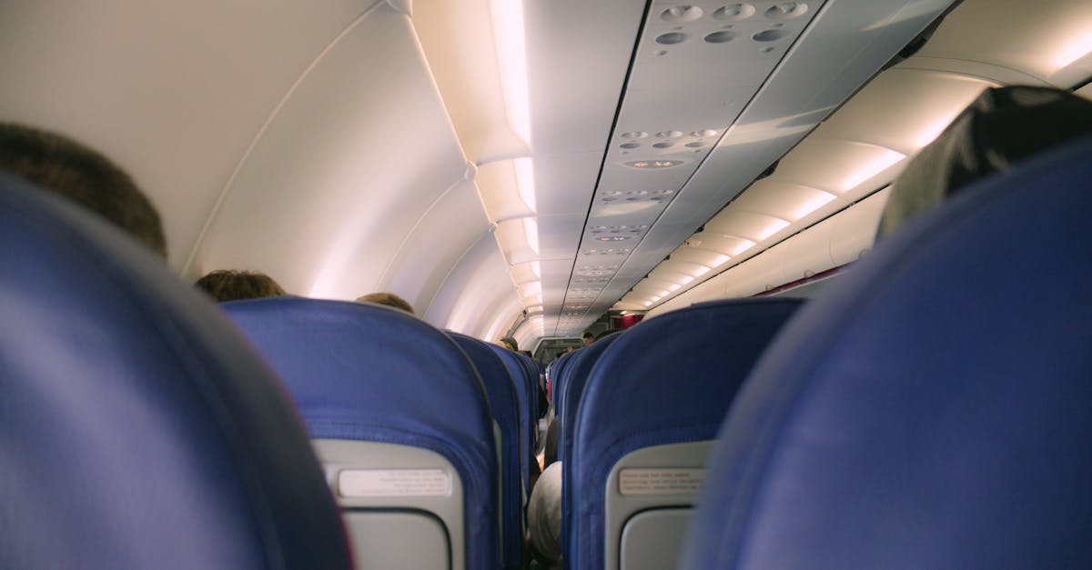 découvrez tout sur les sièges d'avion : confort, dispos, conseils pour choisir la meilleure place lors de votre vol.