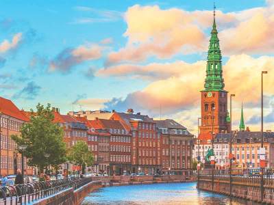 découvrez les avantages et inconvénients des voyages en scandinavie en 2026 pour préparer au mieux votre prochaine aventure nordique.